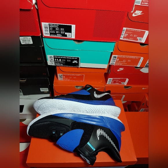 NIKE KYRIE 3 LOW "BLACK GAME ROYAL" MEN'S US SIZE 12 BRAND NEW IN BOX - Picture 13 of 16